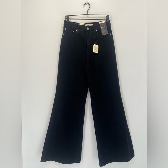 Levi's High Rise Loose Flare Trainwreck Black Jeans - Picture 4 of 8